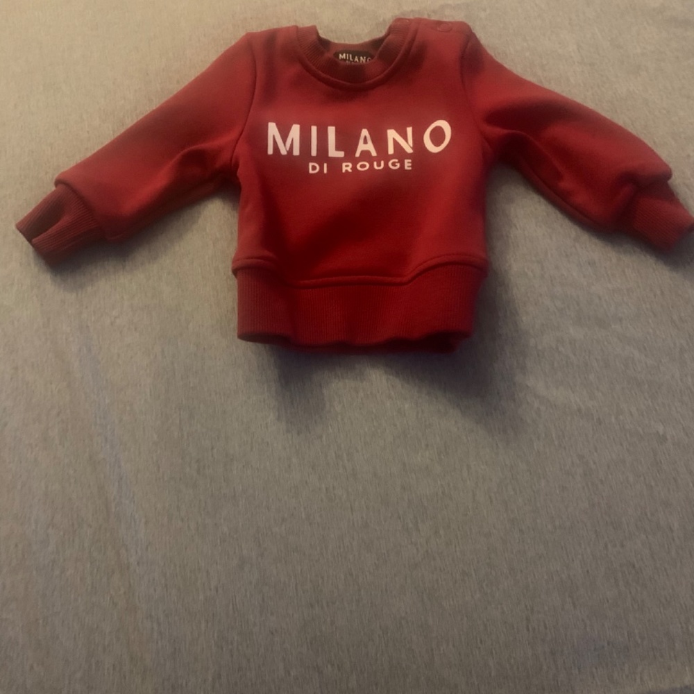 Sweatsuit - Picture 2 of 5